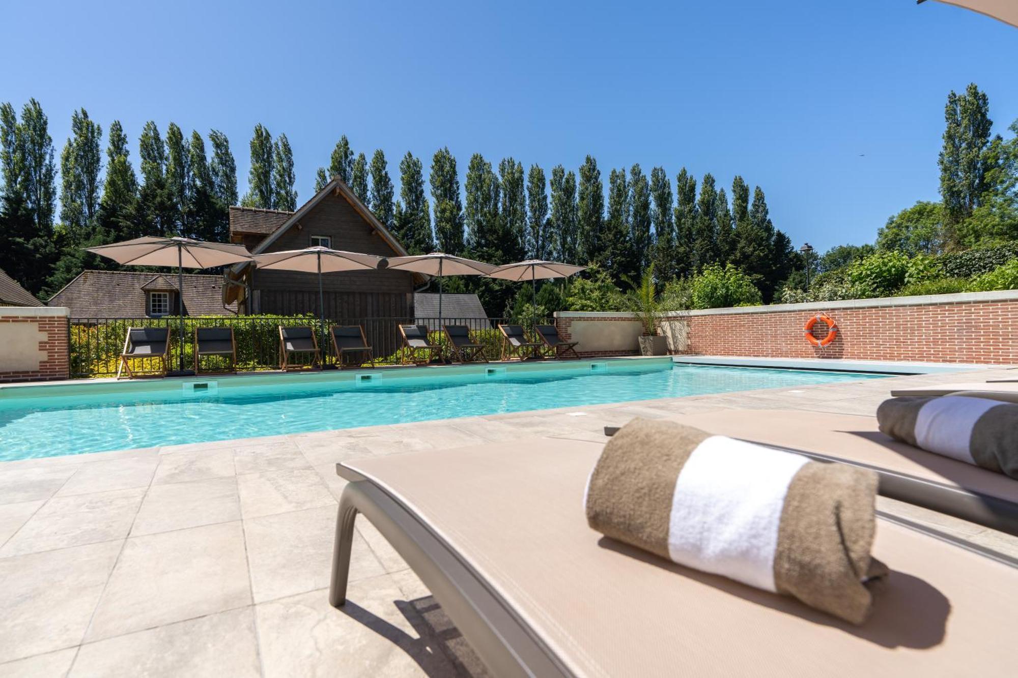 Les Manoirs Des Portes De Deauville - Small Luxury Hotel Of The World Canapville  Esterno foto