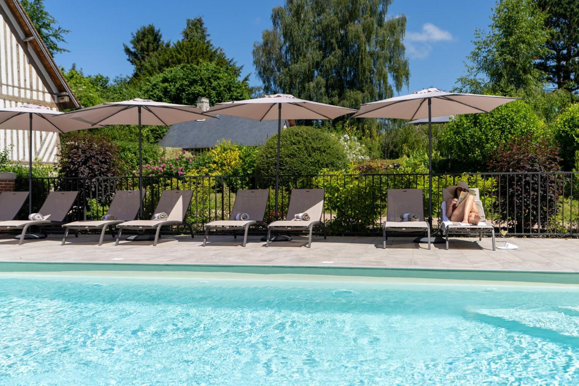 Les Manoirs Des Portes De Deauville - Small Luxury Hotel Of The World Canapville  Esterno foto